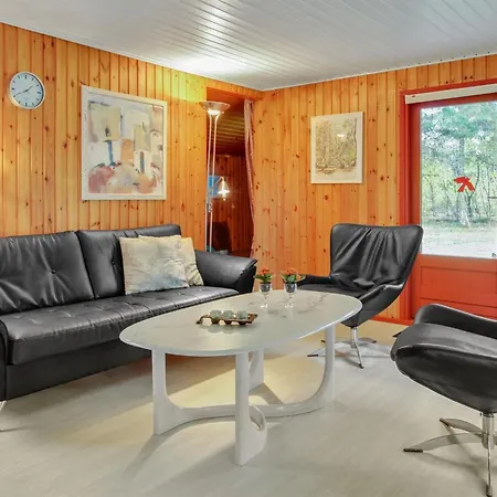 Gunsten - 2-3km From The Sea By Interhome Holiday home Henne Strand