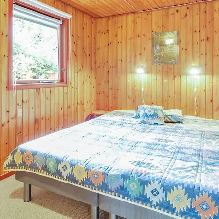 Gunsten - 2-3km From The Sea By Interhome האנה סטרנד