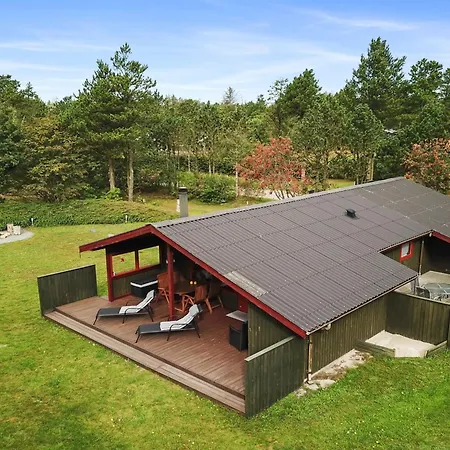 Gunsten - 2-3km From The Sea By Interhome Henne Strand