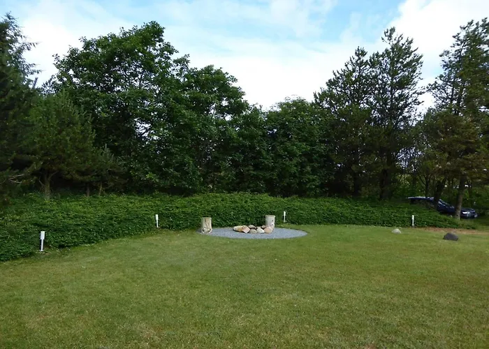 Holiday home Gunsten - 2-3km From The Sea By Interhome Henne Strand